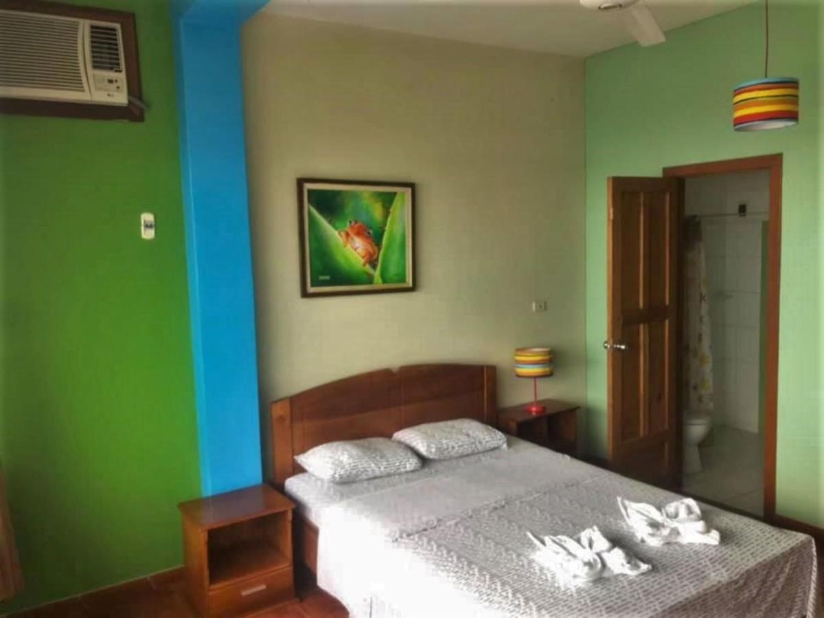 Amazon Dream Hostel With Ac And Starlink Iquitos Exteriör bild